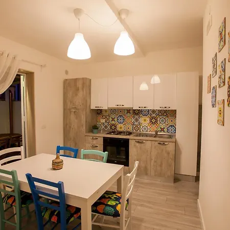 Degli Avi, Nel Borgo Marinaro Holiday home *