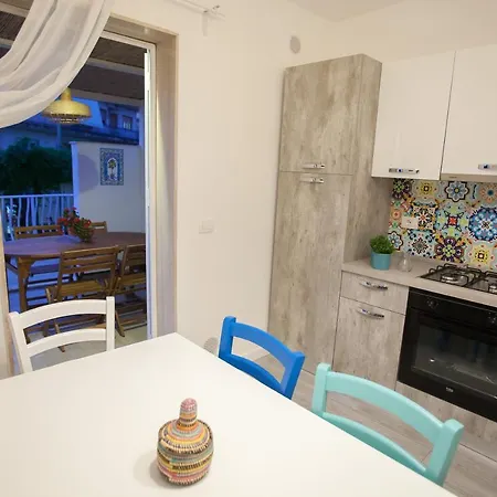 Holiday home Degli Avi, Nel Borgo Marinaro *