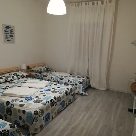Degli Avi, Nel Borgo Marinaro * Pozzallo